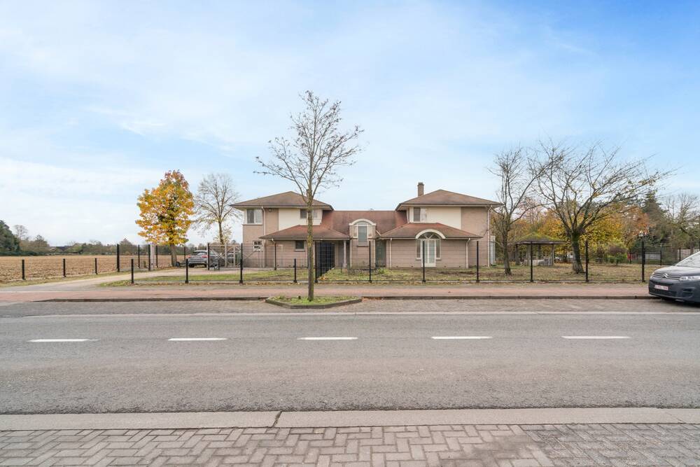 Huis te koop in Gavere 9890 849000.00€ 4 slaapkamers 344.00m² - Zoekertje 398168