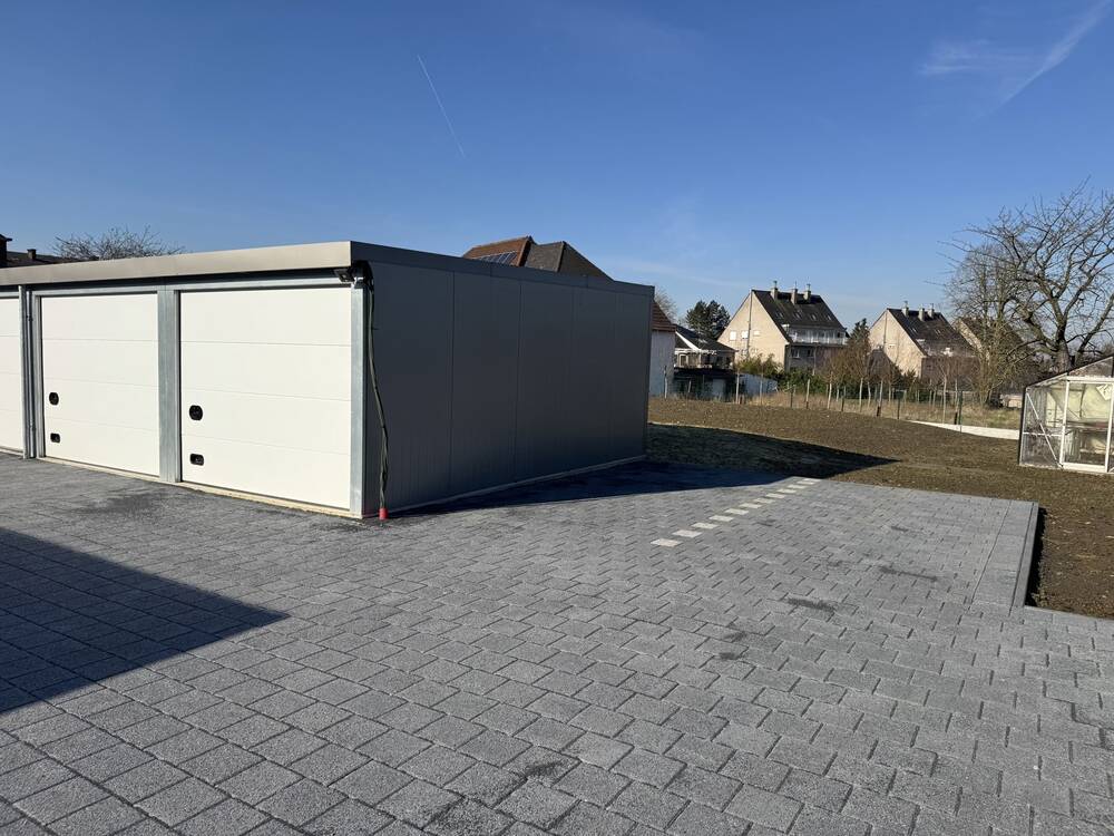 Parking & garage te  koop in Meerbeke 9402 15555.00€  slaapkamers m² - Zoekertje 398954