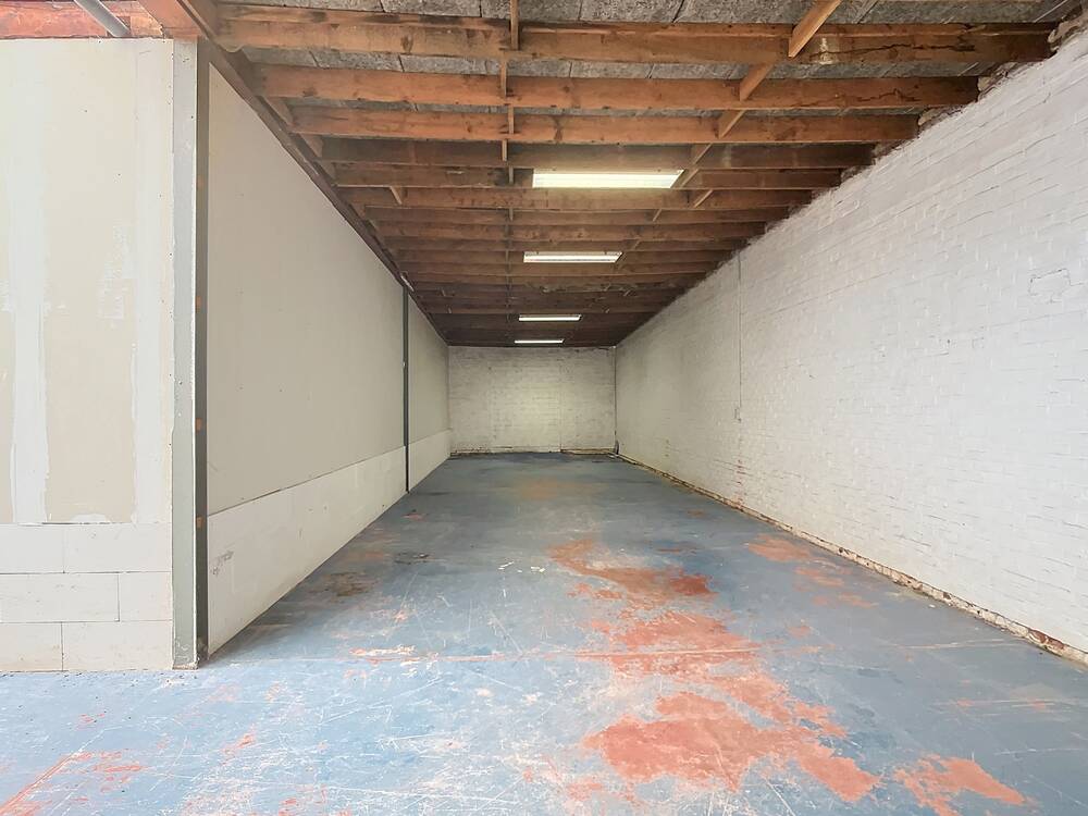 Handelszaak te  huur in Iddergem 9472 550.00€  slaapkamers 100.00m² - Zoekertje 441138