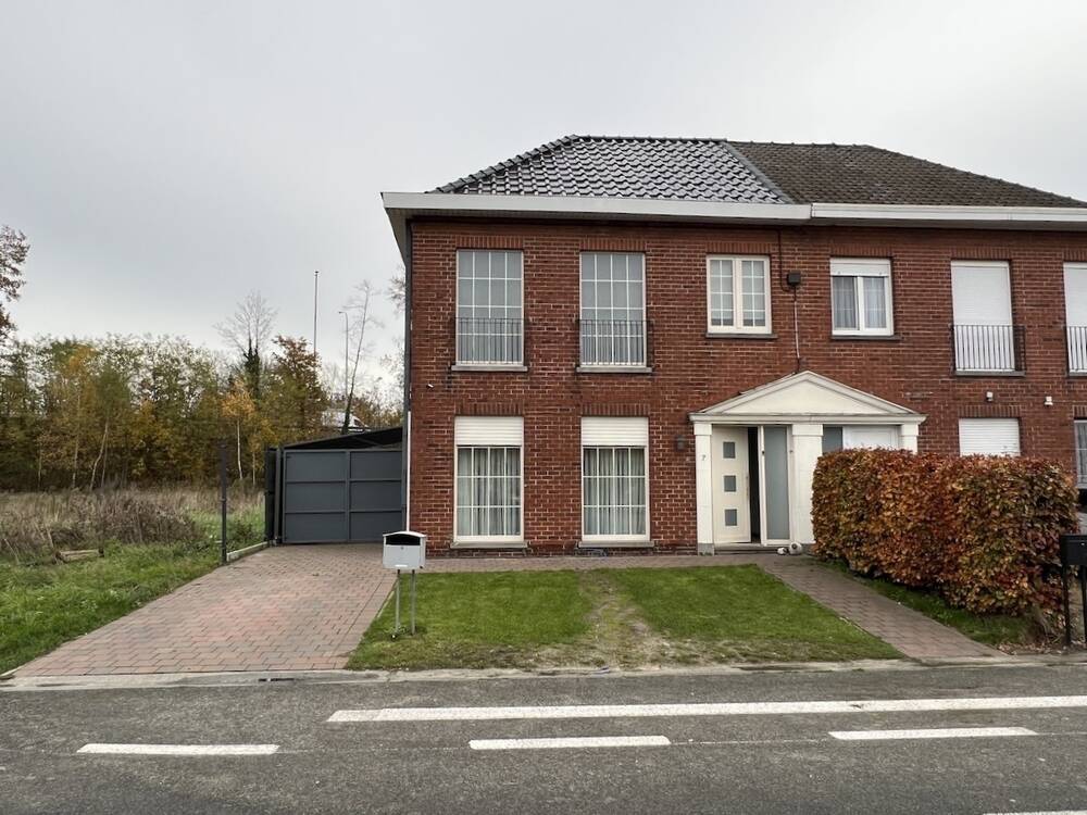 Huis te koop in Oostakker 9041 474900.00€ 5 slaapkamers 225.00m² - Zoekertje 399404