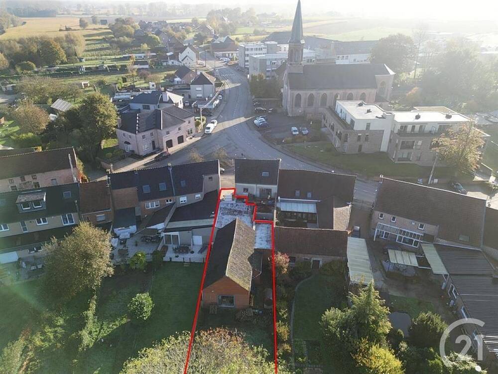 Handelszaak te  koop in Viane 9500 165000.00€  slaapkamers 194.00m² - Zoekertje 403541