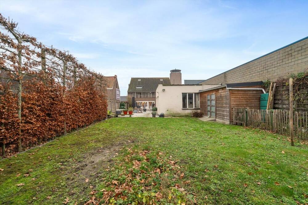 Huis te  koop in Sleidinge 9940 475000.00€ 2 slaapkamers 323.00m² - Zoekertje 407647