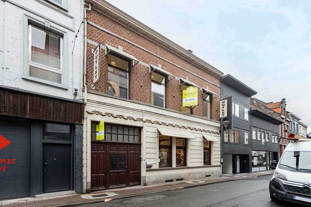 Mixgebouw te  koop in Geraardsbergen 9500 449000.00€ 5 slaapkamers 235.00m² - Zoekertje 426550