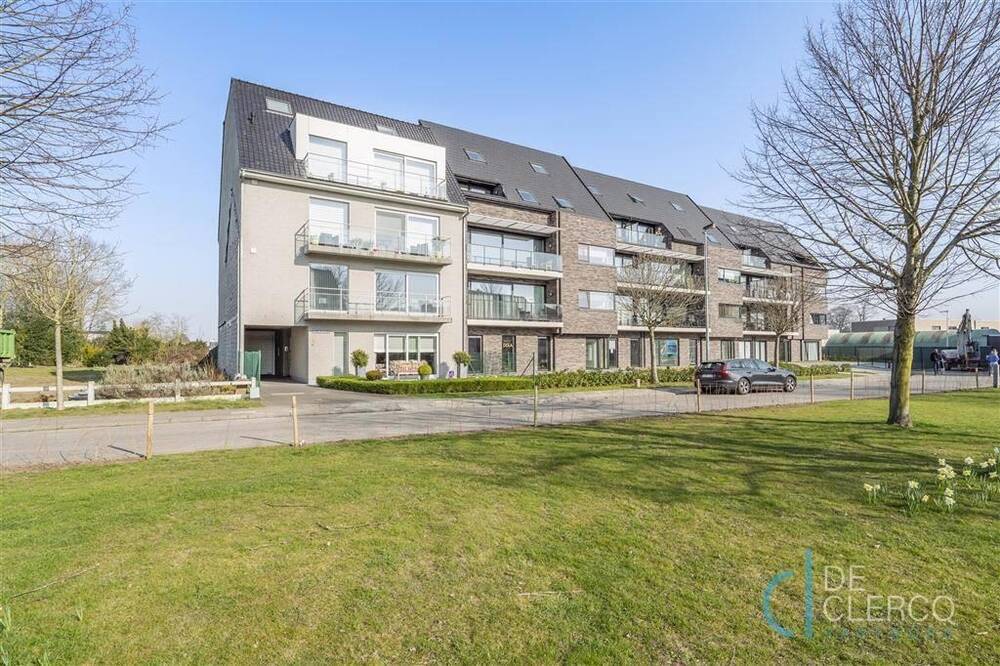 Handelszaak te huur in Lochristi 9080 1395.00€ slaapkamers m² - Zoekertje 411712