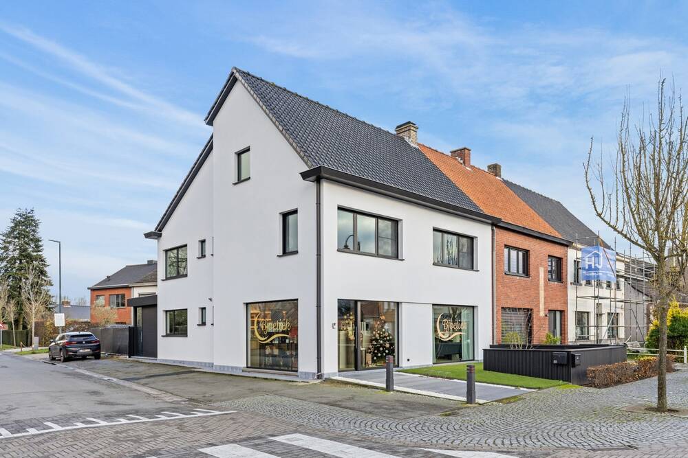 Huis te  koop in Bellem 9881 565000.00€ 4 slaapkamers 270.00m² - Zoekertje 414439