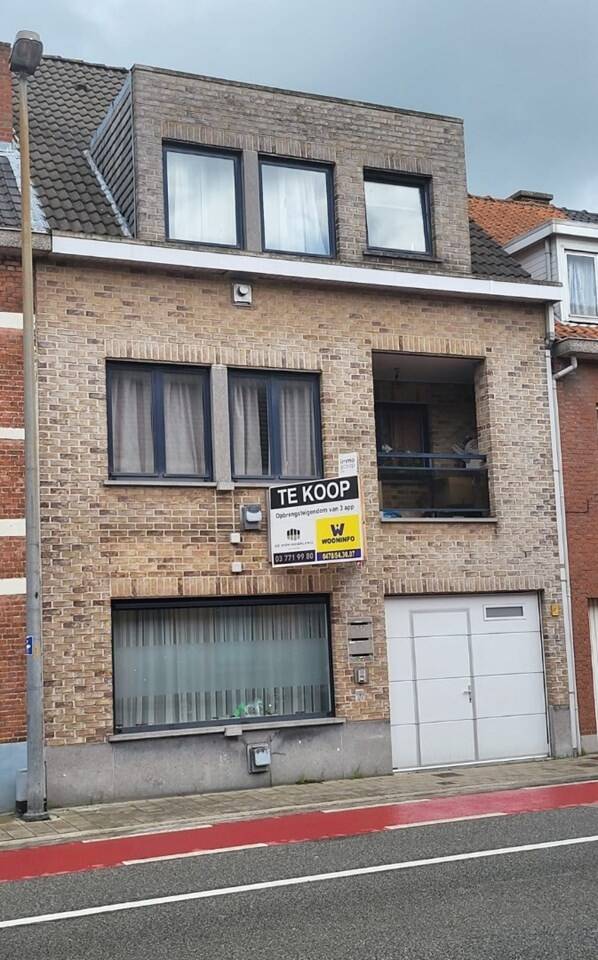 Appartementsgebouw te koop in Sint-Niklaas 9100 590000.00€ 2 slaapkamers m² - Zoekertje 419548