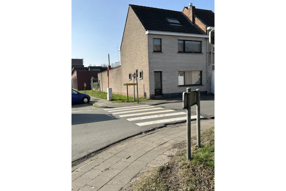 Huis te  koop in Zelzate 9060 220000.00€ 3 slaapkamers 123.00m² - Zoekertje 420807