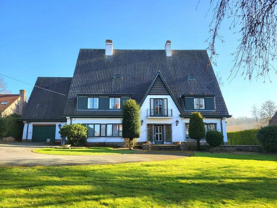 Villa te koop in Geraardsbergen 9500 749000.00€ 7 slaapkamers 673.00m² - Zoekertje 426872