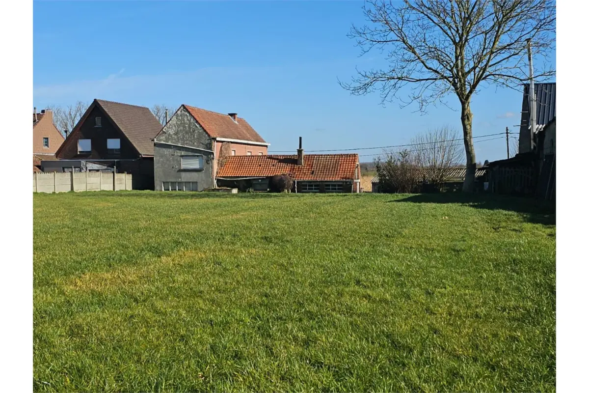 Bouwgrond te  koop in Deftinge 9570 250000.00€  slaapkamers m² - Zoekertje 426876