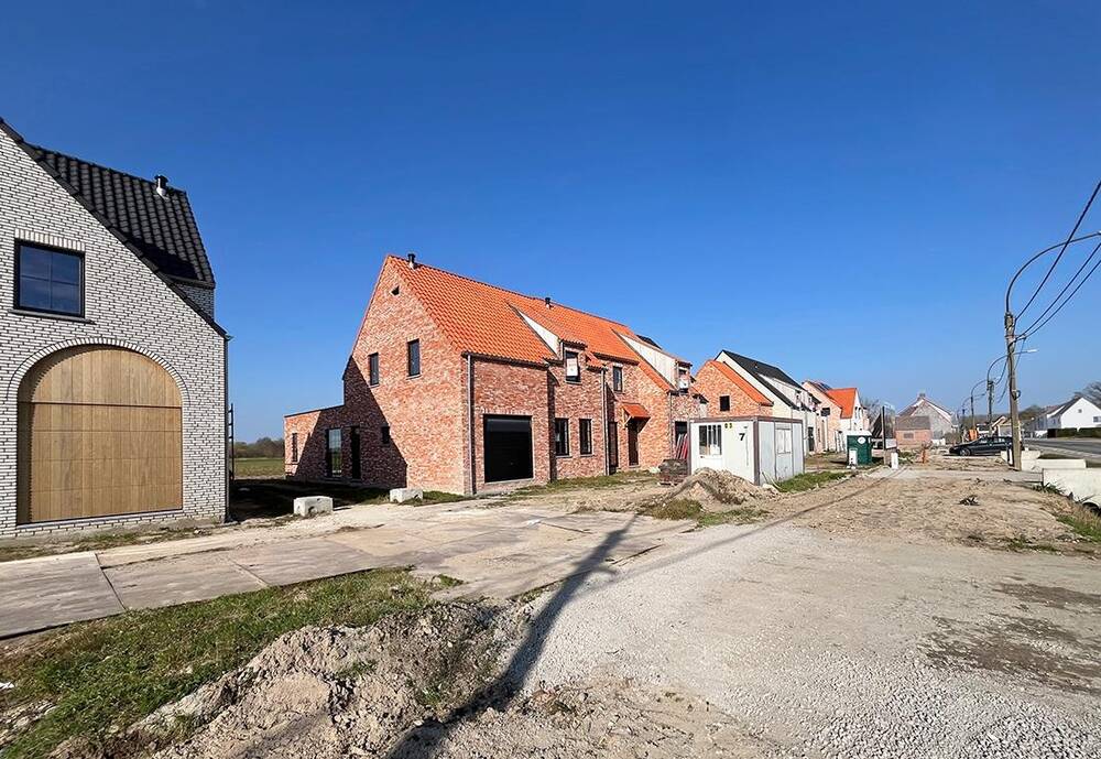 Huis te  koop in Bachte-Maria-Leerne 9800 575000.00€ 4 slaapkamers 199.00m² - Zoekertje 428271
