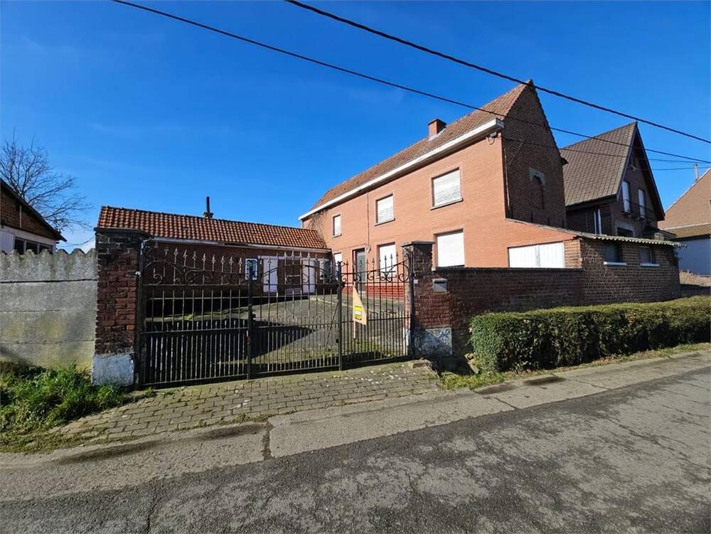 Huis te koop in Deftinge 9570 250000.00€ slaapkamers m² - Zoekertje 428641