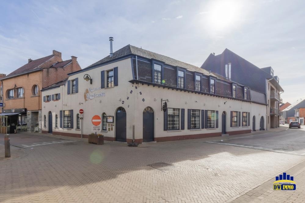 Handelszaak te huur in Lebbeke 9280 0.00€ slaapkamers m² - Zoekertje 429441