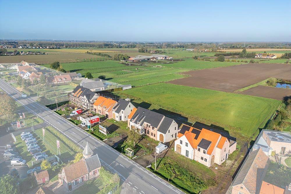 Huis te  koop in Bachte-Maria-Leerne 9800 605000.00€ 4 slaapkamers 219.00m² - Zoekertje 429653