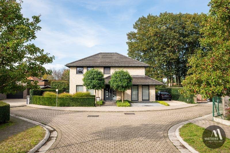Villa te  koop in Maldegem 9990 635000.00€ 3 slaapkamers 215.00m² - Zoekertje 429912