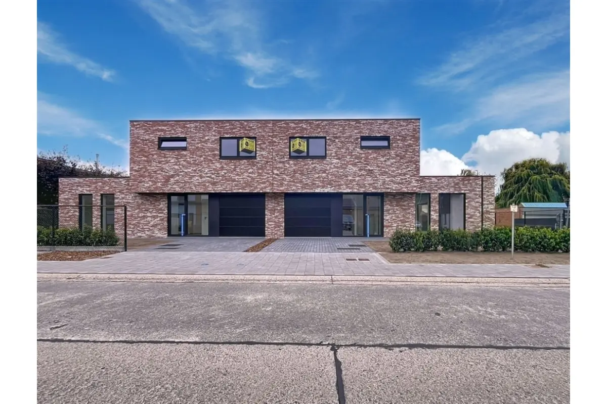 Huis te  koop in Stekene 9190 471000.00€ 3 slaapkamers 170.00m² - Zoekertje 429885