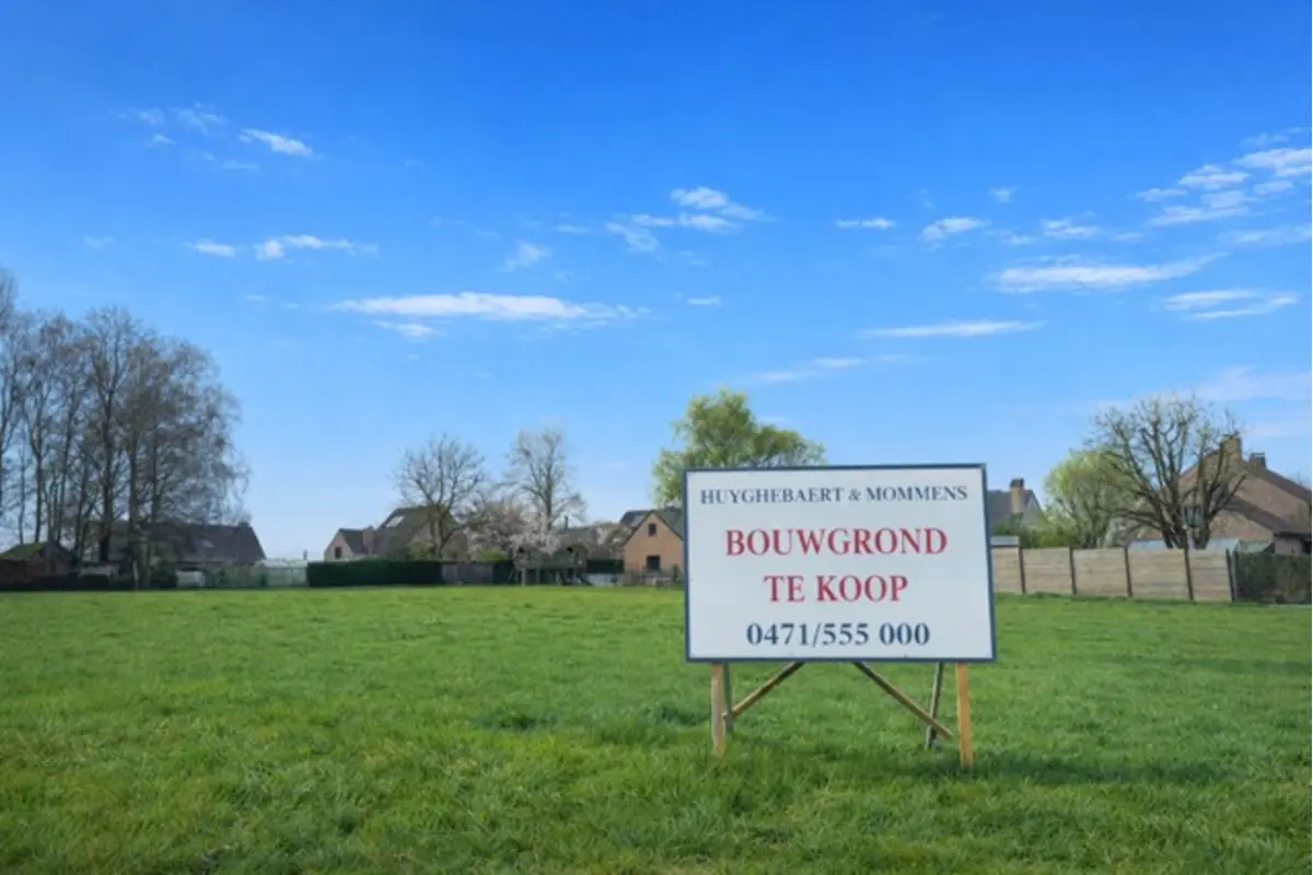 Grond te  koop in Kruishoutem 9770 280000.00€  slaapkamers m² - Zoekertje 430759