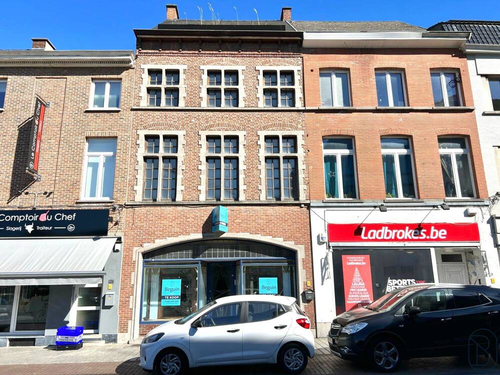 Mixgebouw te  koop in Ronse 9600 265000.00€ 4 slaapkamers 309.00m² - Zoekertje 431113