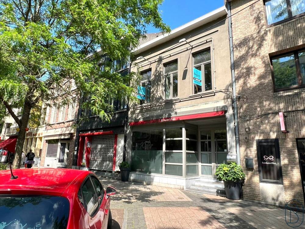 Mixgebouw te koop in Ronse 9600 449500.00€ 5 slaapkamers 287.00m² - Zoekertje 432422
