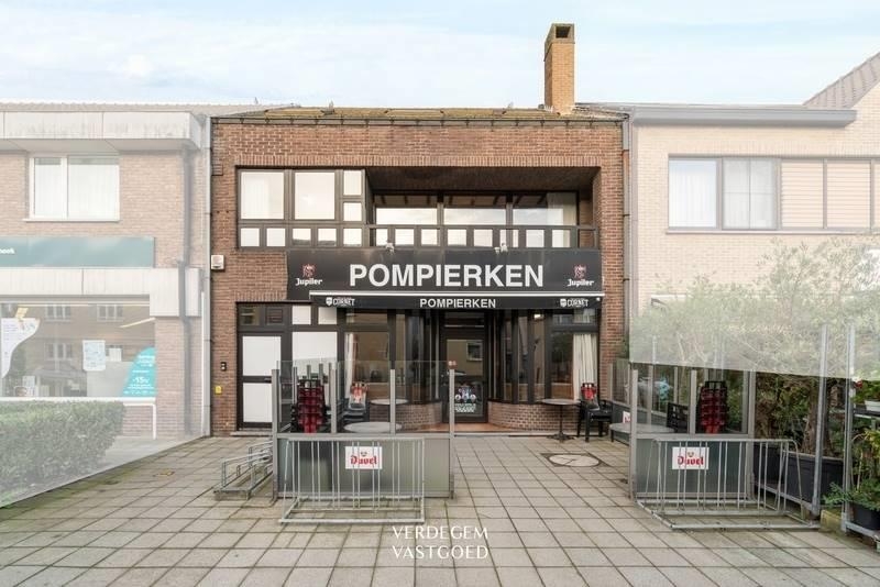 Handelszaak te  koop in Lokeren 9160 420000.00€ 3 slaapkamers m² - Zoekertje 432026