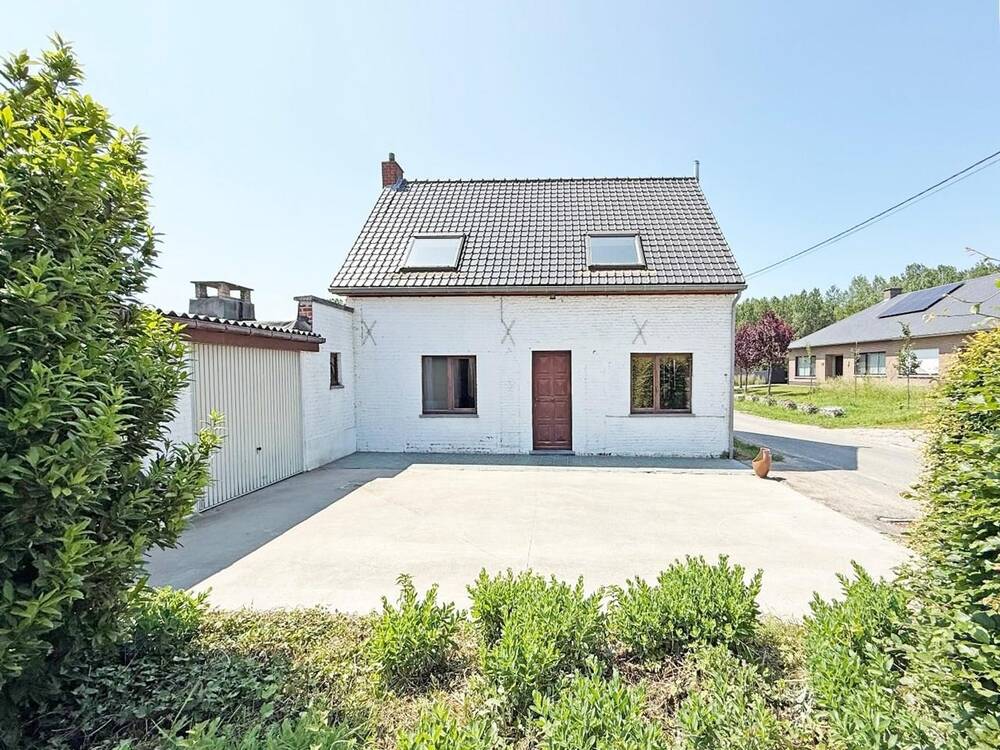 Huis te koop in Zwalm 9630 225000.00€ 3 slaapkamers 139.00m² - Zoekertje 433115
