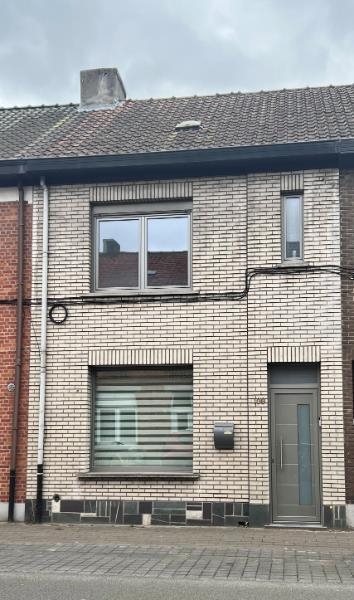 Huis te in Sint-Niklaas 9100 279000.00€ 3 slaapkamers m² - Zoekertje 436942