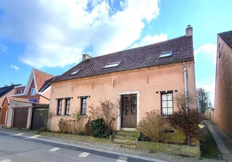 Handelszaak te  koop in Aspelare 9404 259000.00€ 3 slaapkamers 364.00m² - Zoekertje 437401