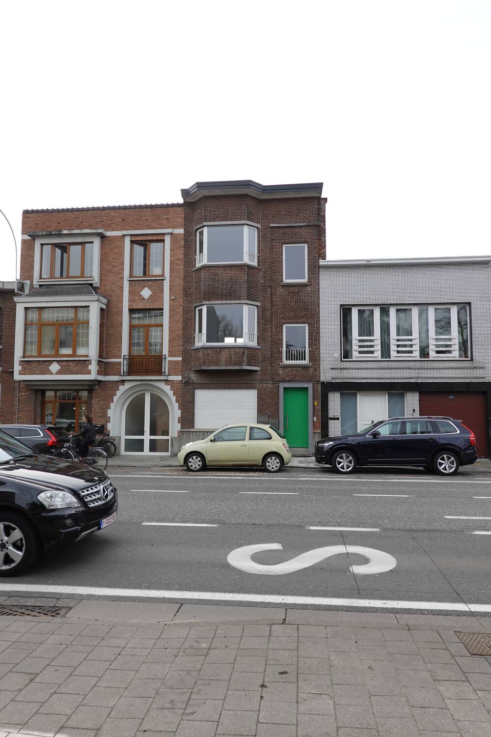 Appartement te  huur in Sint-Amandsberg 9040 875.00€ 1 slaapkamers 63.00m² - Zoekertje 443495