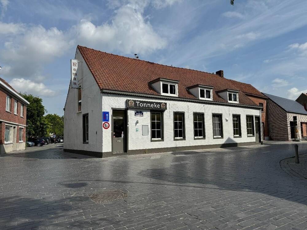 Huis te  koop in Machelen 9870 285000.00€  slaapkamers m² - Zoekertje 438292
