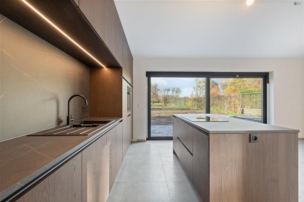 Huis te  koop in Stekene 9190 490590.00€ 5 slaapkamers 191.00m² - Zoekertje 437635
