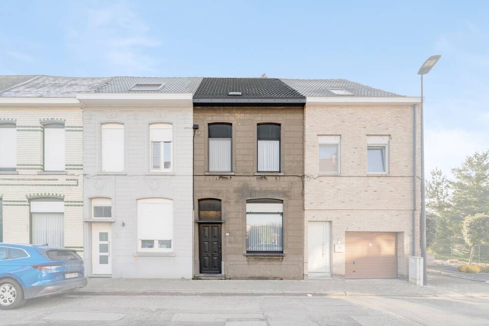 Huis te  koop in Gijzegem 9308 235000.00€ 3 slaapkamers 153.00m² - Zoekertje 439189