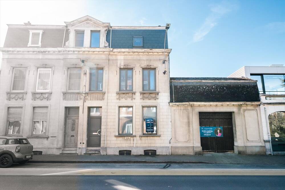 Herenhuis te  koop in Ronse 9600 229000.00€ 5 slaapkamers 239.00m² - Zoekertje 439037