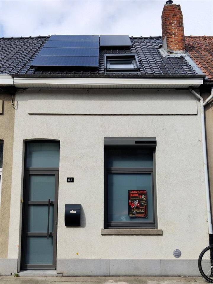 Huis te  koop in Melsele 9120 295000.00€ 2 slaapkamers m² - Zoekertje 439324
