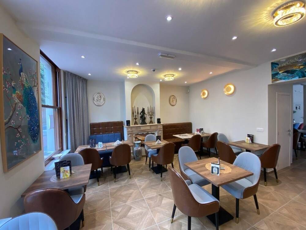 Handelszaak te huur in Gent 9000 3000.00€ slaapkamers m² - Zoekertje 439650