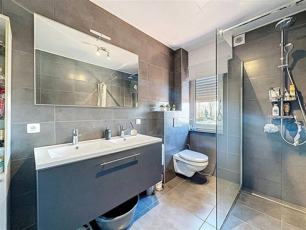 Huis te koop in Kieldrecht 9130 259000.00€ 4 slaapkamers 175.00m² - Zoekertje 439201