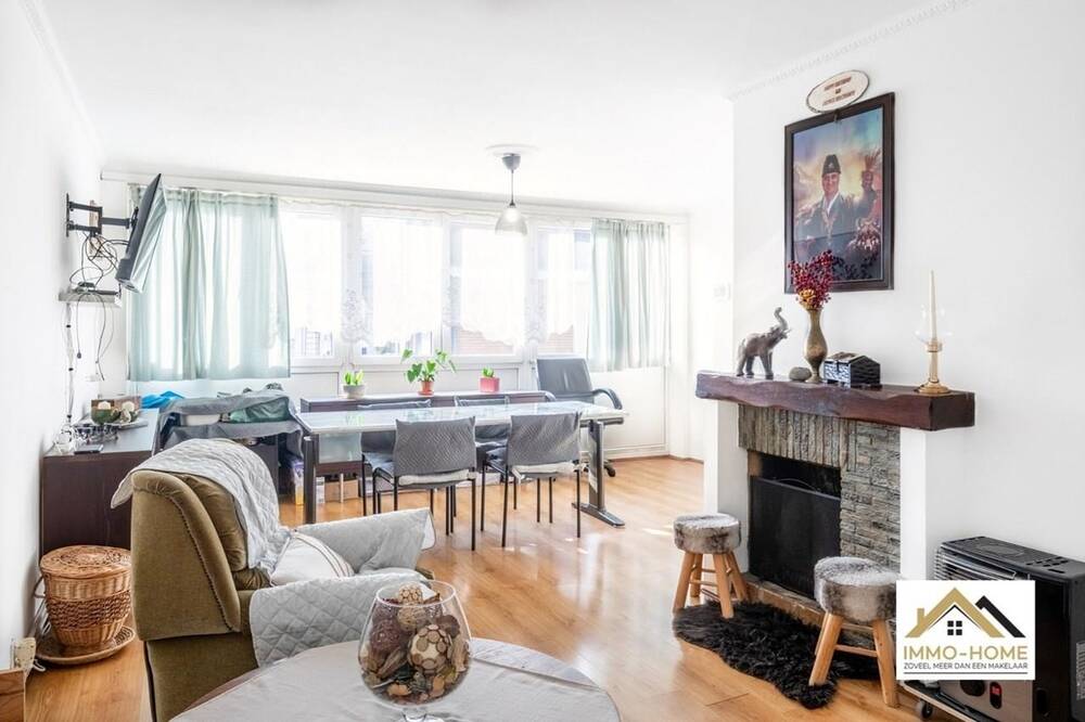 Appartement te koop in Sint-Amandsberg 9040 199000.00€ 2 slaapkamers 84.00m² - Zoekertje 440890