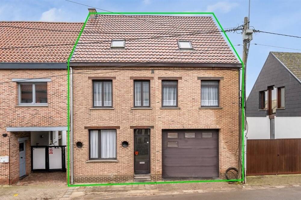 Huis te  koop in Haaltert 9450 275000.00€ 3 slaapkamers 196.00m² - Zoekertje 441816