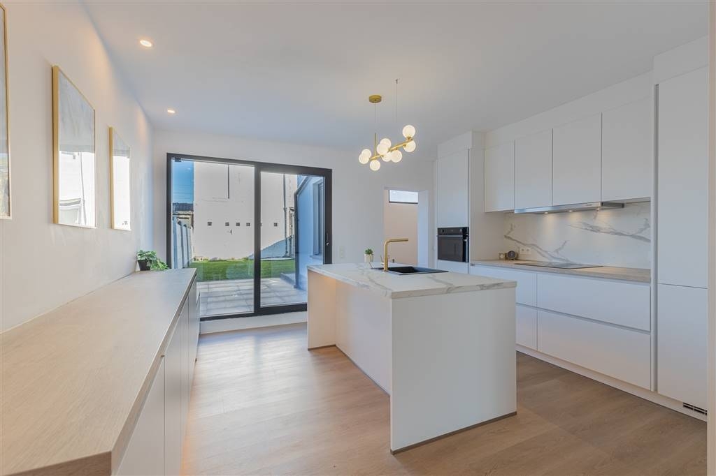 Huis te koop in Buggenhout 9255 425000.00€ 4 slaapkamers 245.00m² - Zoekertje 441907