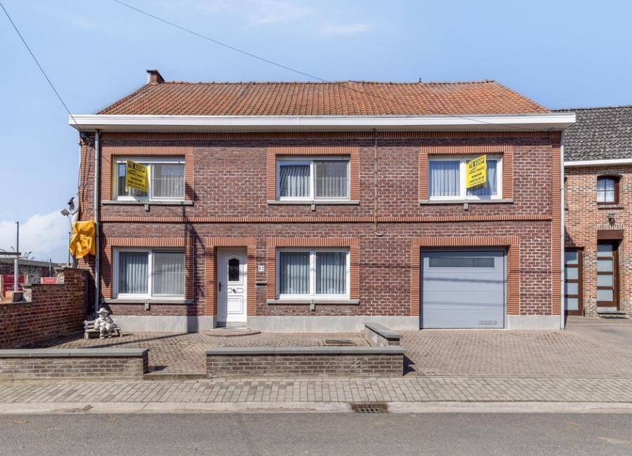 Huis te koop in Appelterre-Eichem 9400 240000.00€ 4 slaapkamers 262.00m² - Zoekertje 441505