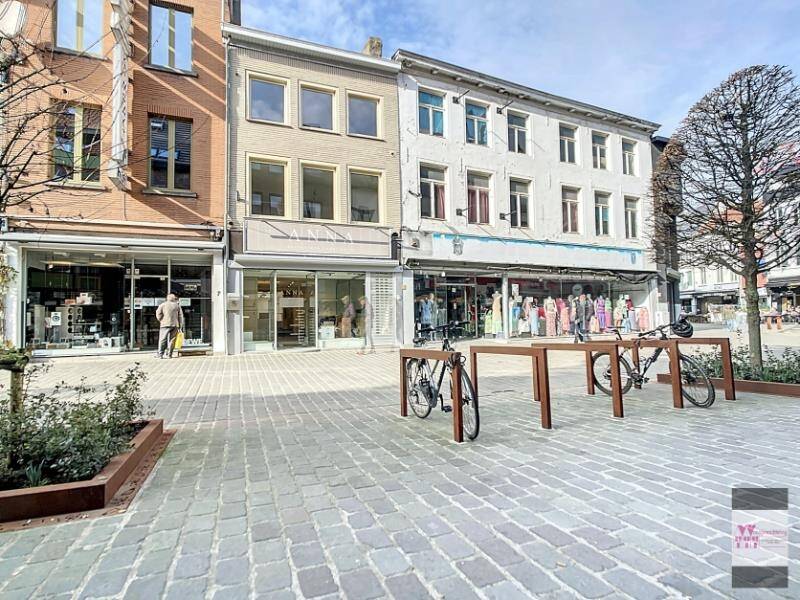 Triplex te koop in Aalst 9300 499000.00€ 3 slaapkamers 261.00m² - Zoekertje 441167