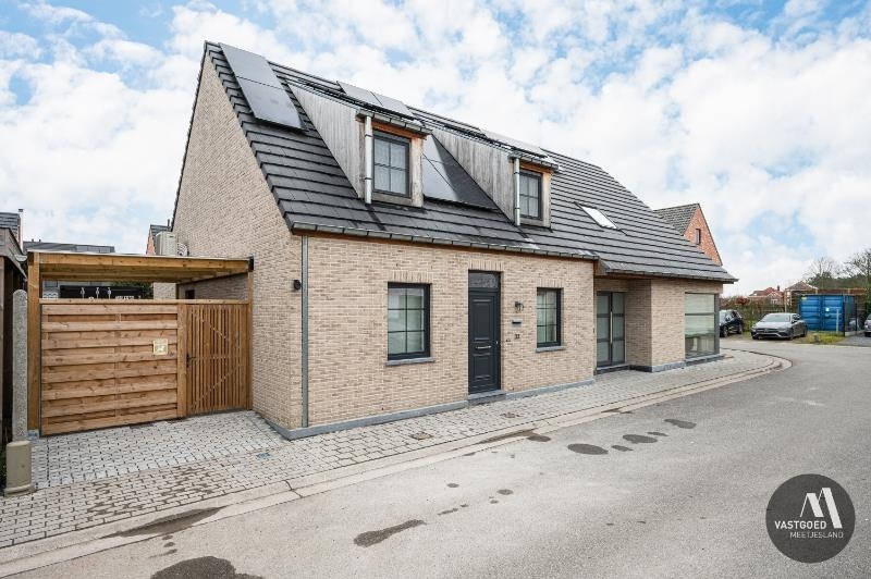 Huis te  koop in Sint-Laureins 9980 399000.00€ 4 slaapkamers 152.00m² - Zoekertje 442569