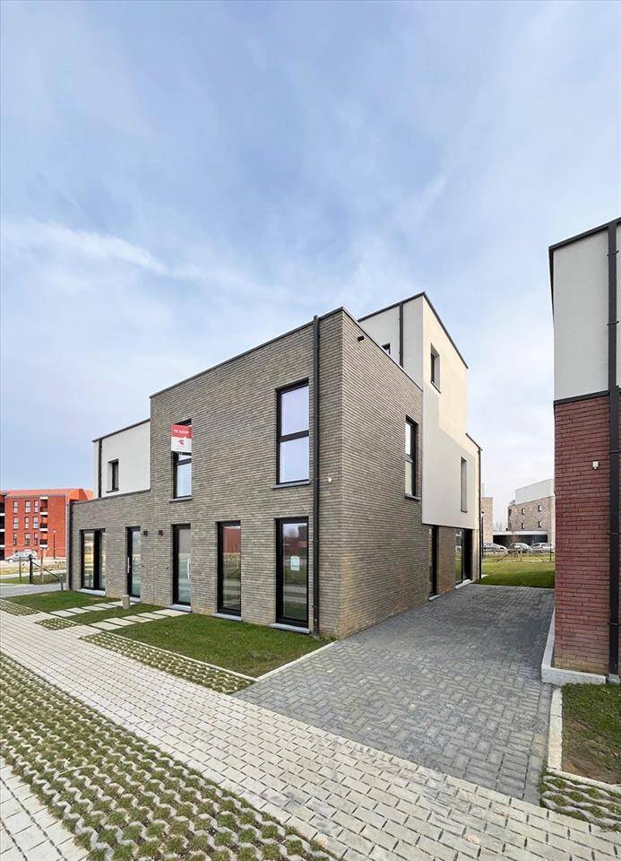 Huis te  koop in Scheldewindeke 9860 420000.00€ 4 slaapkamers 180.00m² - Zoekertje 443163