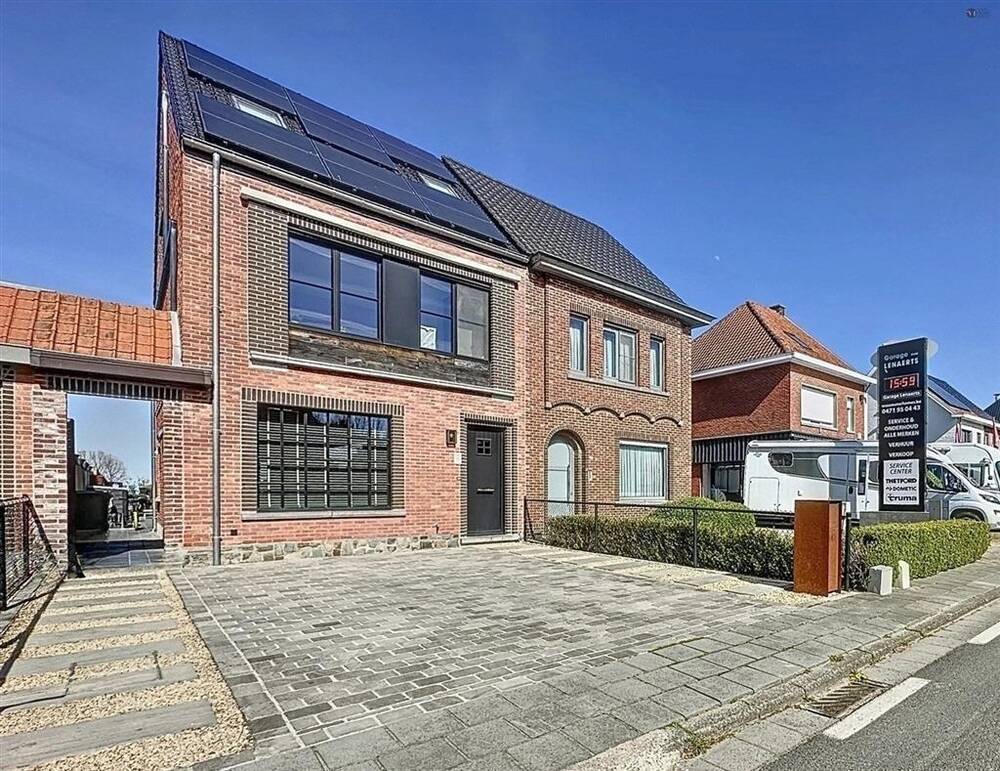 Huis te  koop in Sint-Pauwels 9170 499000.00€ 4 slaapkamers 210.00m² - Zoekertje 442992