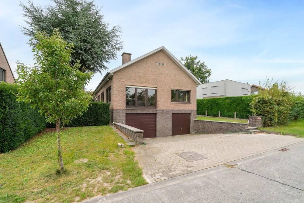 Huis te  koop in Aalter 9880 390000.00€ 4 slaapkamers 281.00m² - Zoekertje 444172