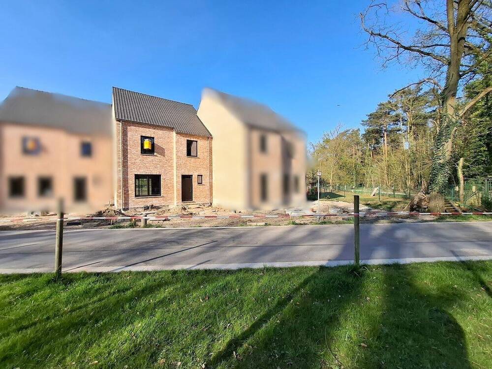 Huis te  koop in Stekene 9190 445000.00€ 6 slaapkamers 259.00m² - Zoekertje 444320