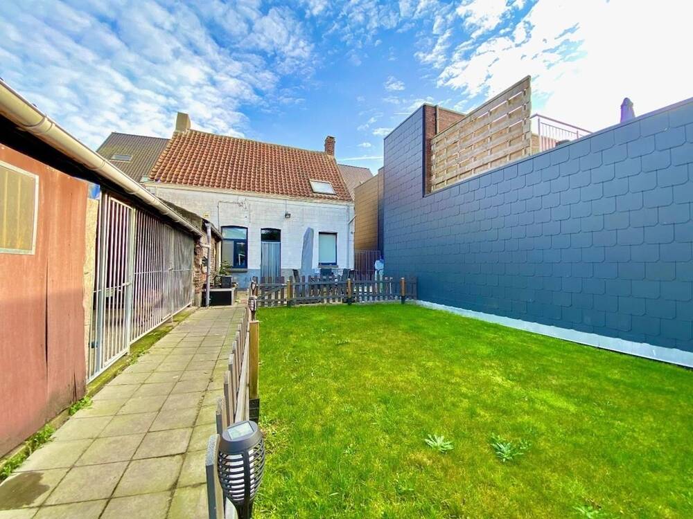 Huis te  koop in Evergem 9940 235000.00€ 3 slaapkamers 133.00m² - Zoekertje 444116
