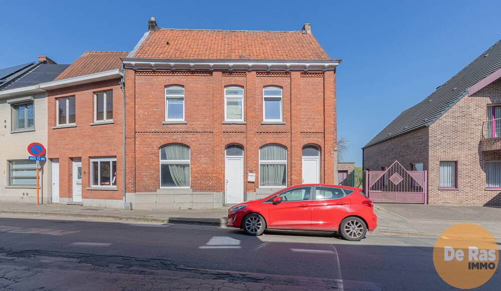 Huis te  koop in Nieuwerkerken 9320 239000.00€ 3 slaapkamers 206.61m² - Zoekertje 443773