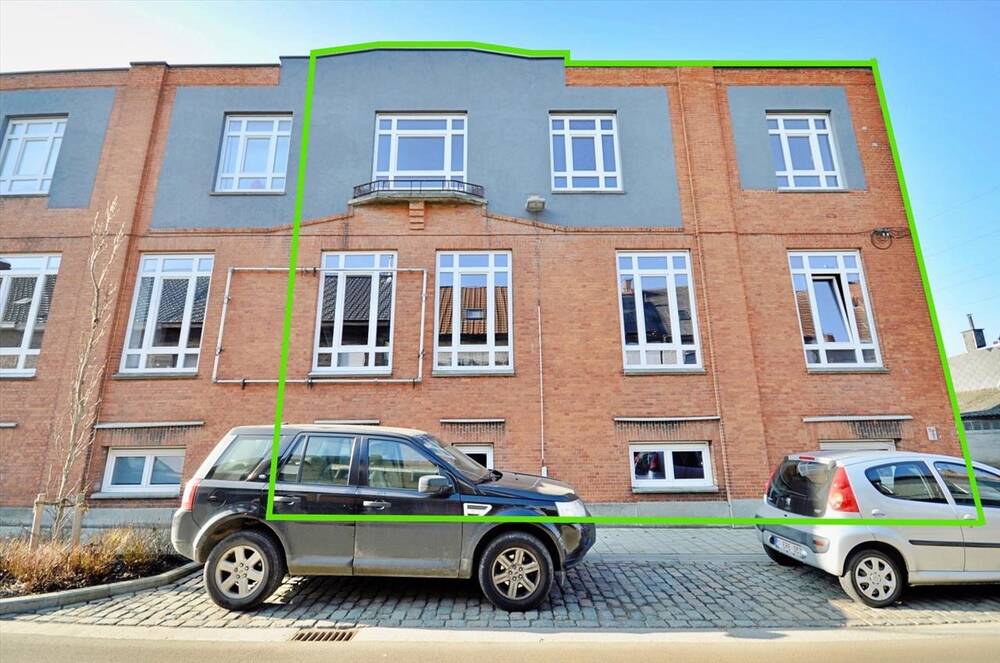 Huis te  koop in Kluisbergen 9690 150000.00€ 3 slaapkamers 244.00m² - Zoekertje 443858