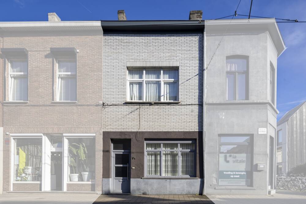 Huis te  koop in Ledeberg 9050 374000.00€ 4 slaapkamers 136.00m² - Zoekertje 445207