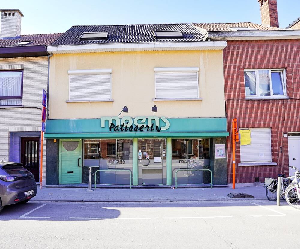 Handelszaak te koop in Sint-Niklaas 9100 425000.00€ 3 slaapkamers 351.00m² - Zoekertje 445143