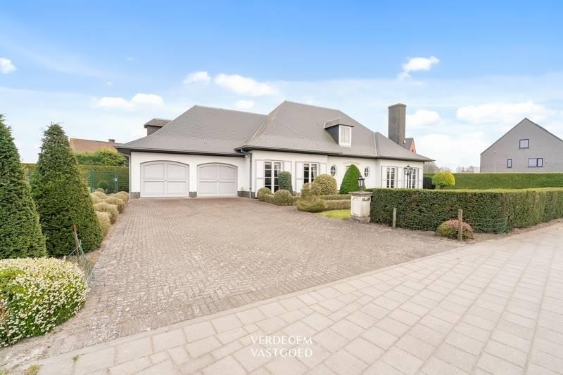 Villa te koop in Lokeren 9160 609000.00€ 4 slaapkamers 277.00m² - Zoekertje 444619